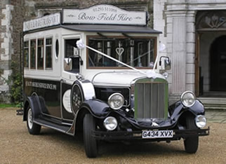Asquith Mascot Vintage Bus